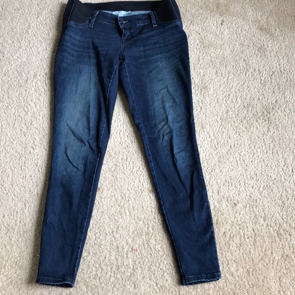 Ingrid & Isabel Maternity Denim - Maternity dark denim stretch jeans w/ low band 🌹 Ingrid & Isabel Maternity Denim - Maternity dark denim stretch jeans w/ low band 🌹